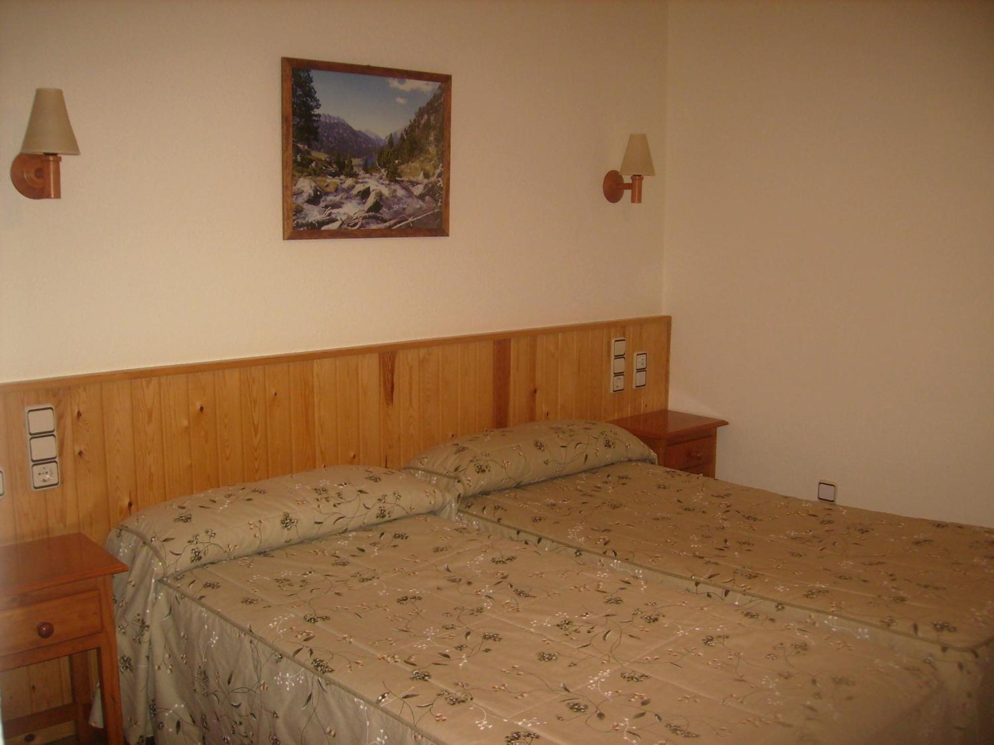 Hostal Pernalle Erill la Vall Zewnętrze zdjęcie