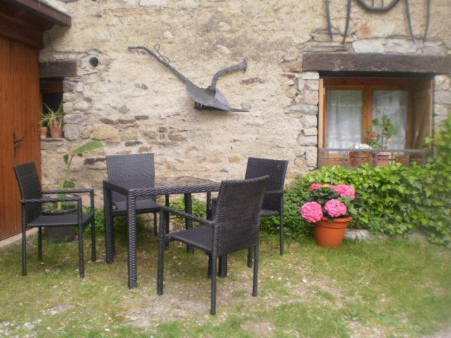 Hostal Pernalle Erill la Vall Zewnętrze zdjęcie