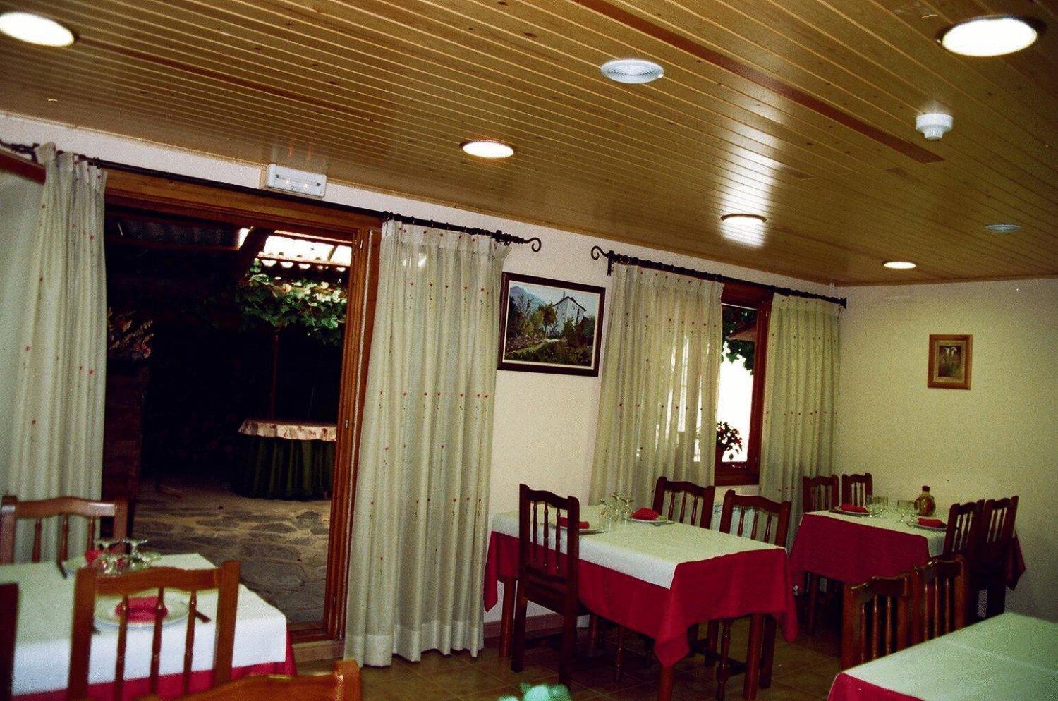 Hostal Pernalle Erill la Vall Zewnętrze zdjęcie