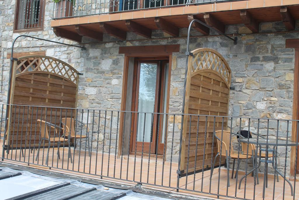 Hostal Pernalle Erill la Vall Zewnętrze zdjęcie