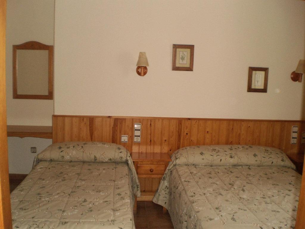 Hostal Pernalle Erill la Vall Zewnętrze zdjęcie